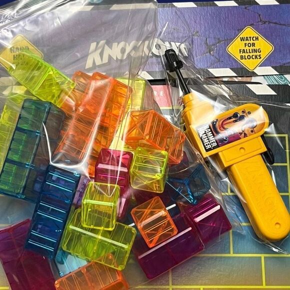 Vintage 1991 Milton Bradley Knockout Wall Stack Board Game With Rammer Hammer - Picture 5 of 6